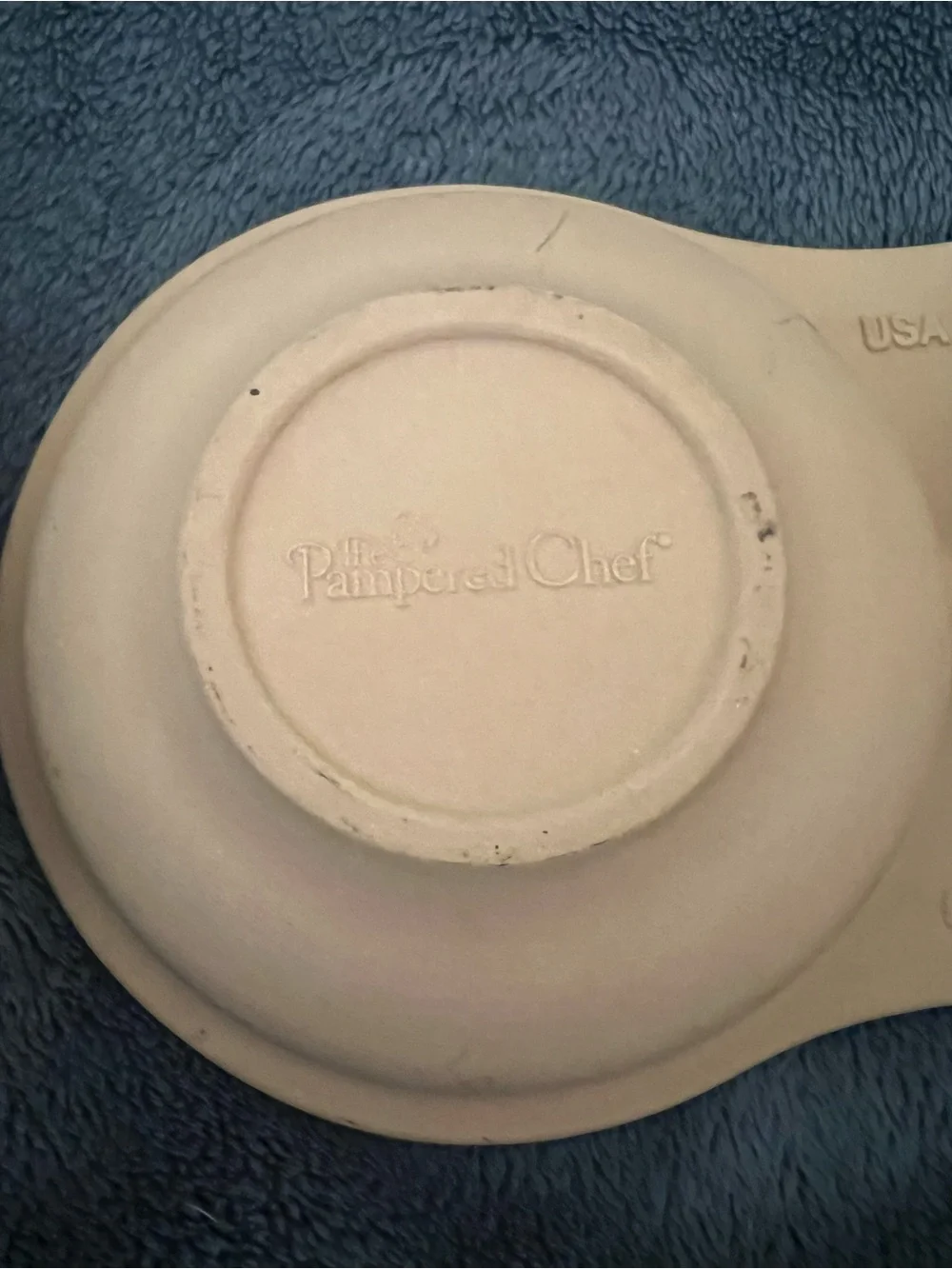 The Pampered Chef Microwave Stoneware Egg Cooker